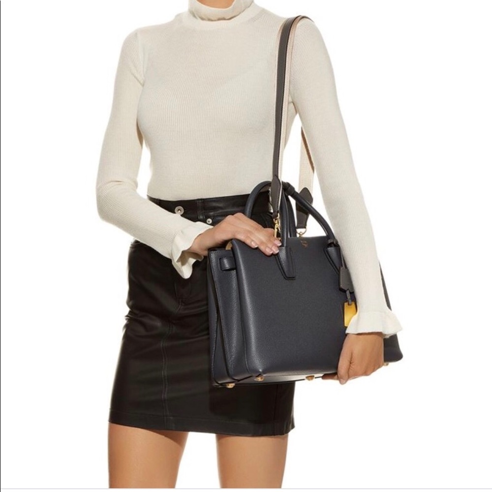 🌱MCM Large MILA Tote Phantom Gray 🌱 - Picture 2 of 8